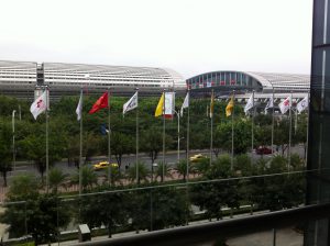 Vista general de los pabellones A y B de la Canton Fair, en Guanzu, China