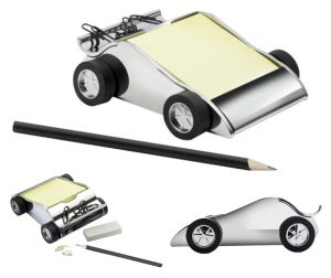 set de escritorio con forma de coche